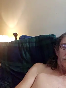 Snapshot of coolbrease10 chatting on 19, 12, 2025 coolbrease10 online show from 19, 12, 2025