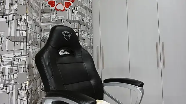 saraxt987 online show from 17, 2, 2025