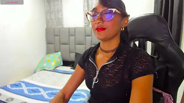 MurphyAngelina online show from 5, 6, 2026