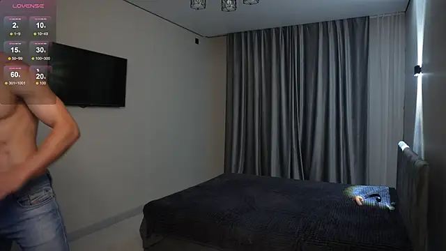 Nik Sharp online show from 28, 9, 2025