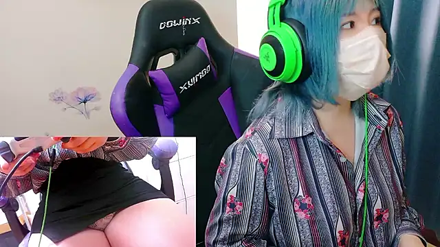 Snapshot of hazuki_8008 chatting on 3, 12, 2025 hazuki 8008 online show from 3, 12, 2025