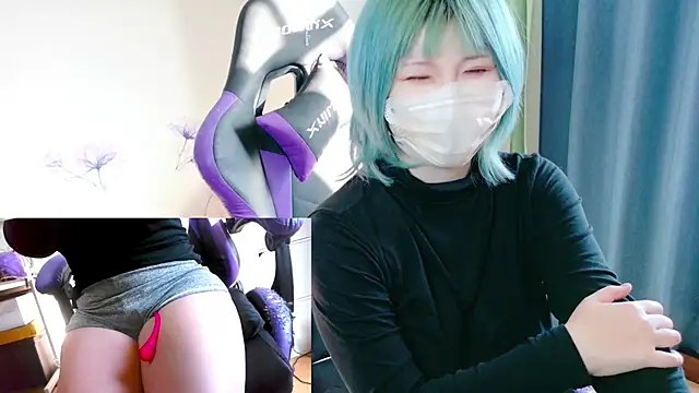 Snapshot of hazuki_8008 chatting on 18, 12, 2025 hazuki 8008 online show from 18, 12, 2025