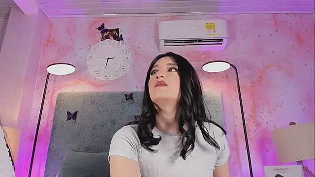 JESSI NAOMI online show from 11, 4, 2026