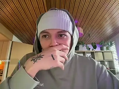 Snapshot of ccamilo-andress chatting on 8, 1, 2026 ccamilo-andress online show from 8, 1, 2026