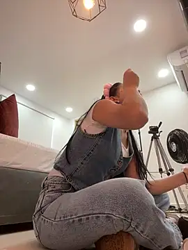 ariel jonees online show from 19, 11, 2025