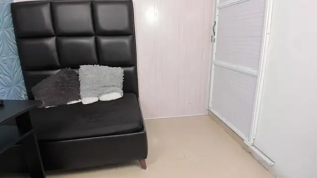 Milk max 18 online show from 9, 2, 2025