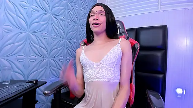 Milk max 18 online show from 28, 10, 2025