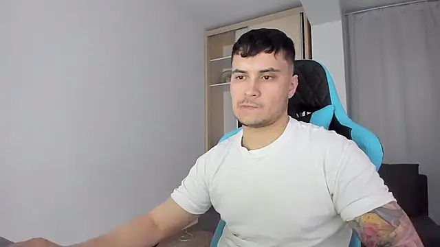 MatMalonne online show from 5, 3, 2025