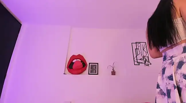 Snapshot of cloehonney chatting on 19, 3, 2025 cloehonney online show from 19, 3, 2025