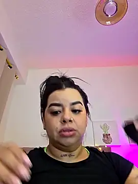 Snapshot of MiahJoness chatting on 10, 2, 2026 MiahJoness online show from 10, 2, 2026