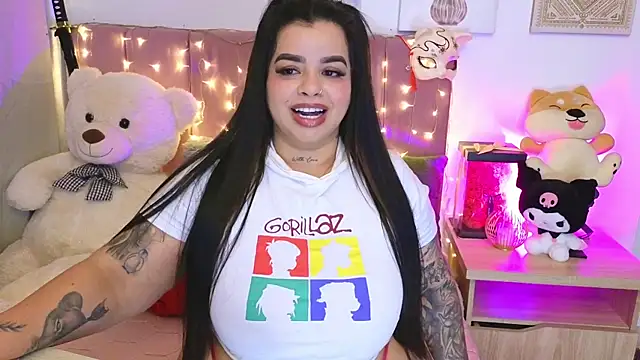 MiahJoness online show from 15, 7, 2026