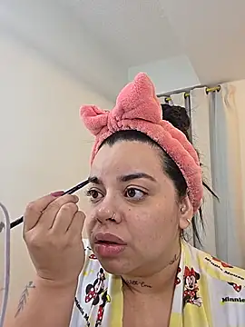 MiahJoness online show from 26, 7, 2026