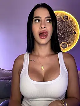 SarahhSmitth1 online show from 15, 1, 2026