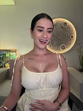 Snapshot of SarahhSmitth1 chatting on 6, 6, 2026 SarahhSmitth1 online show from 6, 6, 2026