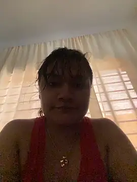 hollymollyxoxo online show from 17, 3, 2026