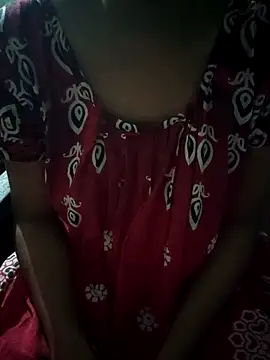 Snapshot of Ralisha_Rani chatting on 5, 10, 2025 Ralisha Rani online show from 5, 10, 2025