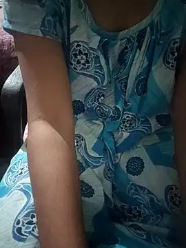 Snapshot of Ralisha_Rani chatting on 7, 10, 2025 Ralisha Rani online show from 7, 10, 2025