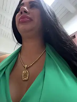 Snapshot of kiim_taaylor chatting on 31, 10, 2025 kiim taaylor online show from 31, 10, 2025