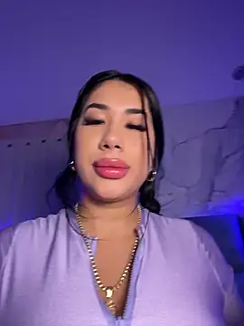 Snapshot of kiim_taaylor chatting on 7, 11, 2025 kiim taaylor online show from 7, 11, 2025