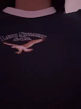 Snapshot of kiim_taaylor chatting on 21, 12, 2025 kiim taaylor online show from 21, 12, 2025