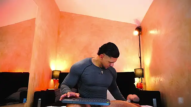 MassimoWalton2 online show from 30, 5, 2026