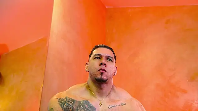 MassimoWalton2 online show from 6, 3, 2026