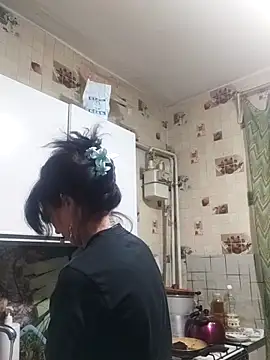 SweetLeila40 online show from 1, 12, 2025