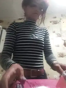 SweetLeila40 online show from 7, 4, 2026