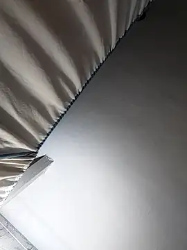 SweetLeila40 online show from 3, 3, 2025