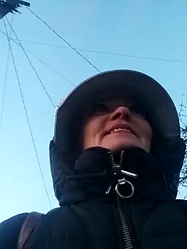 SweetLeila40 online show from 6, 4, 2026