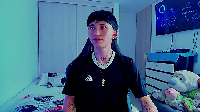 juniior 2311  online show from 4, 2, 2026