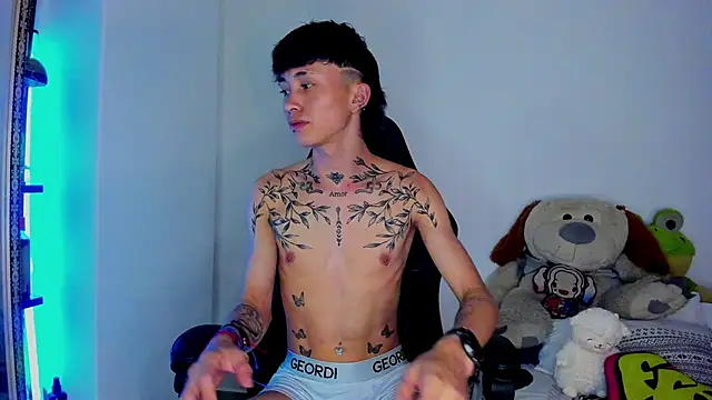 juniior 2311  online show from 28, 11, 2025