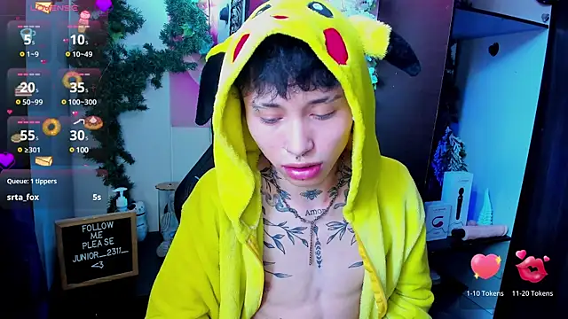 juniior 2311  online show from 20, 3, 2025