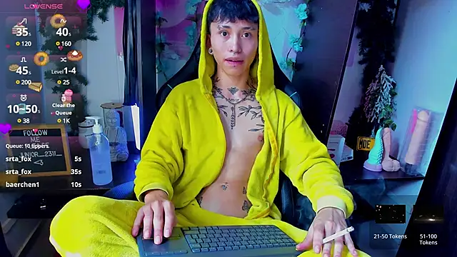 juniior 2311  online show from 20, 3, 2025