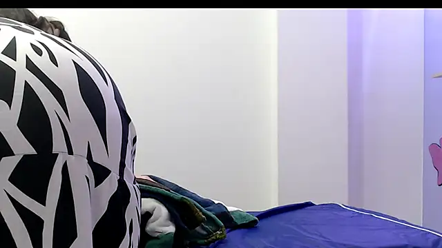 evaleribigtits18 online show from 14, 11, 2025