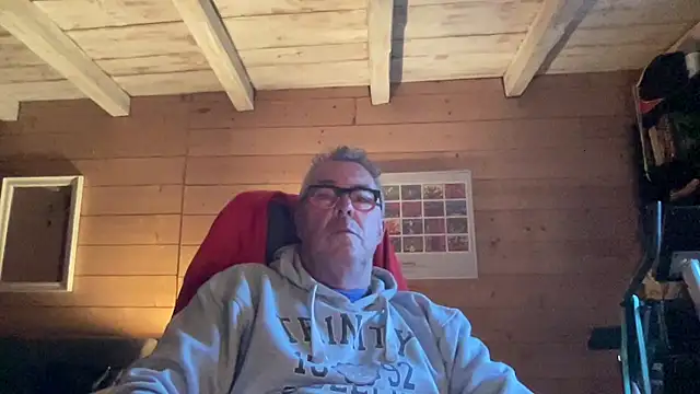 lelohop online show from 7, 4, 2026