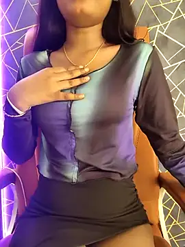 yhona darling online show from 3, 2, 2026