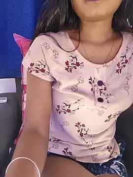 yhona darling online show from 15, 6, 2026