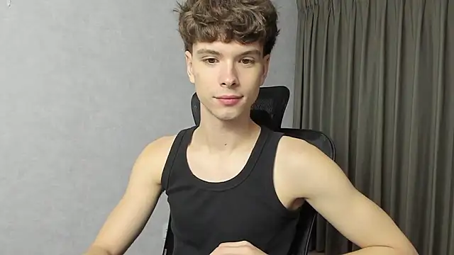 Snapshot of calvin_love_you chatting on 28, 2, 2026 calvin love you online show from 28, 2, 2026