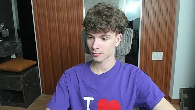 calvin love you online show from 8, 4, 2026