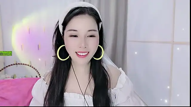 HK angelchloe online show from 16, 10, 2025