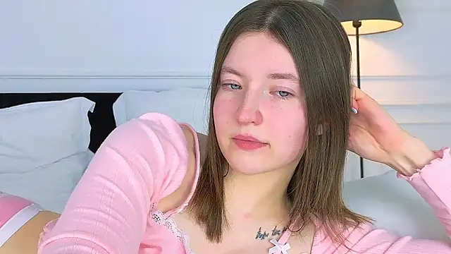 MoonAngelic online show from 14, 2, 2025