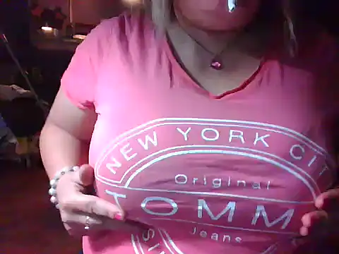 Snapshot of maria38xxx chatting on 24, 9, 2025 maria38xxx online show from 24, 9, 2025