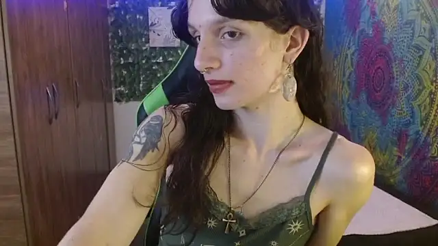 Snapshot of BurningVenus12 chatting on 4, 6, 2026 BurningVenus12 online show from 4, 6, 2026