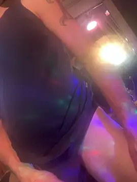 Snapshot of smashb33 chatting on 24, 11, 2025 smashb33 online show from 24, 11, 2025