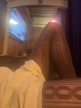 Snapshot of smashb33 chatting on 14, 11, 2025 smashb33 online show from 14, 11, 2025