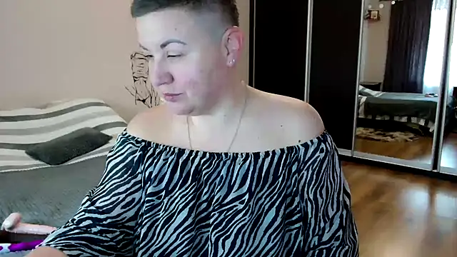 Annet1912 online show from 19, 9, 2025