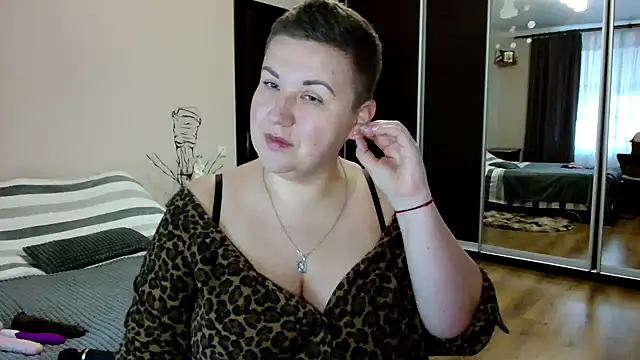 Annet1912 online show from 17, 9, 2025