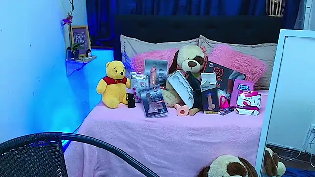 avans 15 online show from 28, 2, 2025