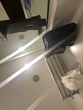 Snapshot of lilylush24 chatting on 26, 2, 2025 lilylush24 online show from 26, 2, 2025